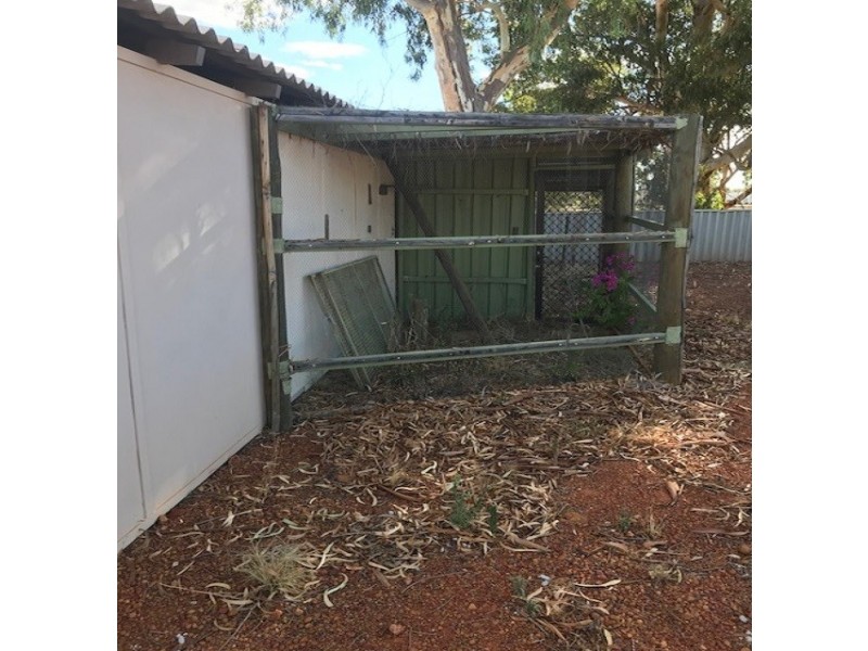 14 Charlton Street, Quairading WA 6383