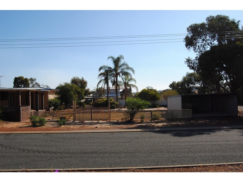 2 Smith Street, Wickepin WA 6370