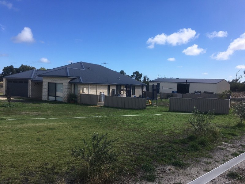 13 Pearson Place, Uduc WA 6220