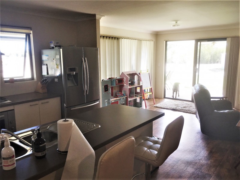 13 Pearson Place, Uduc WA 6220