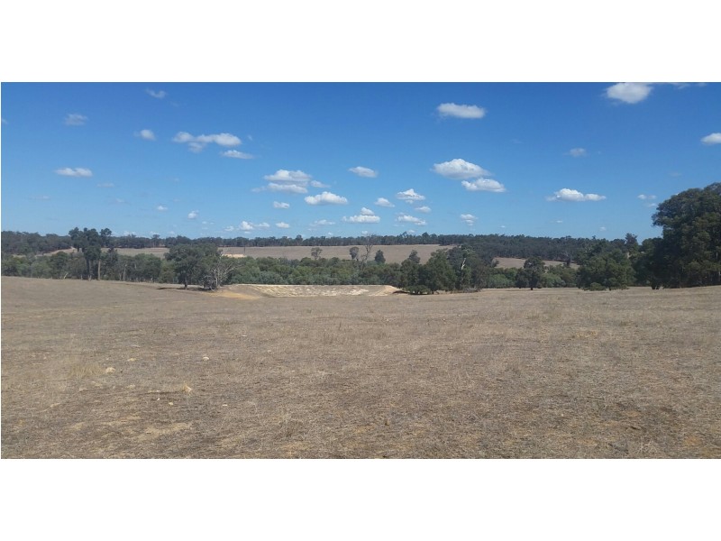 35 Chinganning Road, Copley WA 6562