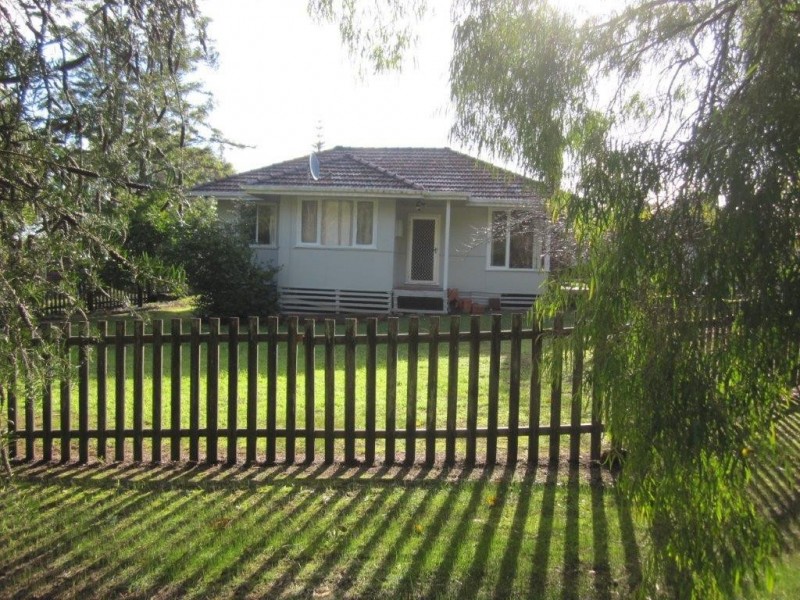 1 Robertson Street, Manjimup WA 6258