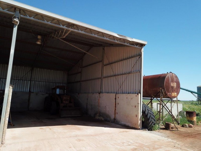 Lots 6090 and 6091 Tenindewa Road North, Tenindewa WA 6632