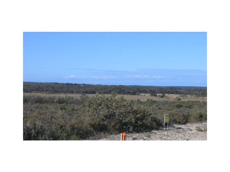 76 Orchid Road, Hopetoun WA 6348