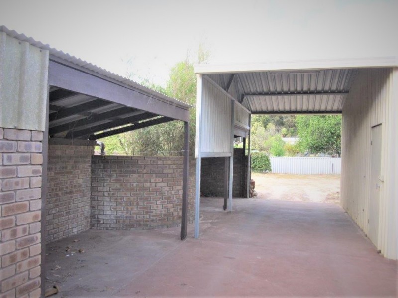 24 Rae Street, Manjimup WA 6258