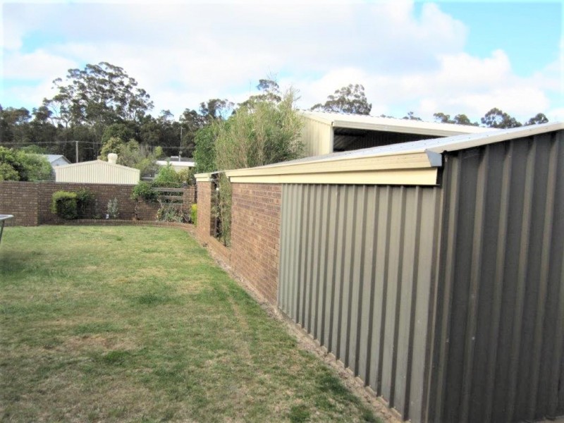 24 Rae Street, Manjimup WA 6258