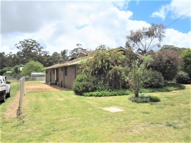 24 Rae Street, Manjimup WA 6258