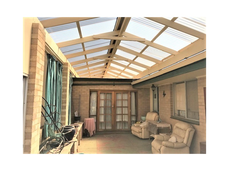 123 McLennan Street, Quairading WA 6383