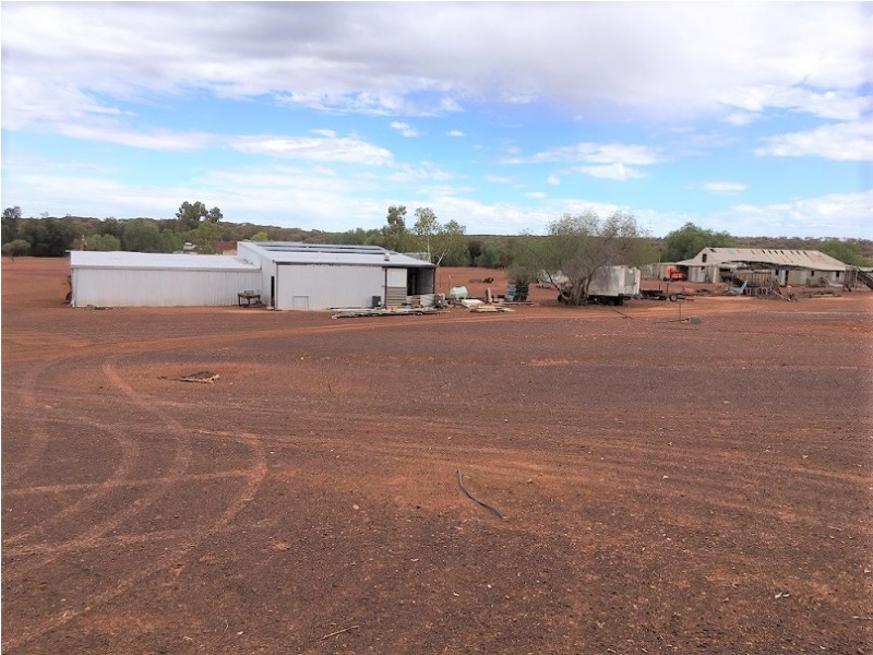 ‘Wydgee Station’ Great Northern Highway, Paynes Find WA 6612