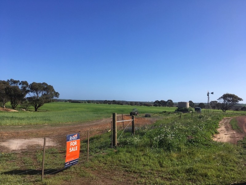 ‘Yoting’ Yoting South Road, Quairading WA 6383