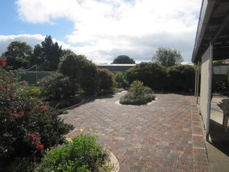 17 Arnott Street, Manjimup WA 6258