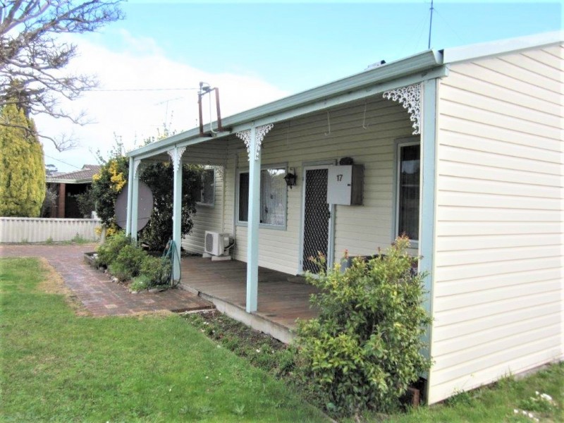 17 Arnott Street, Manjimup WA 6258