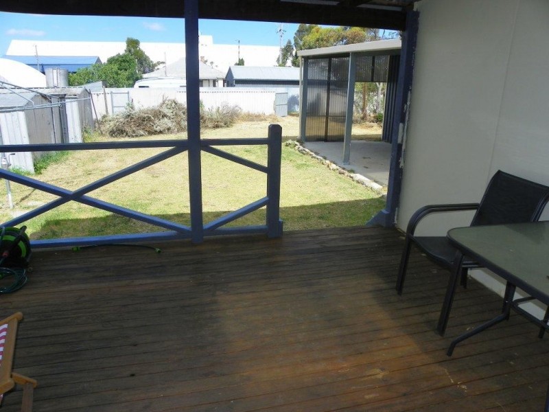 1 Lamont Street, Ongerup WA 6336