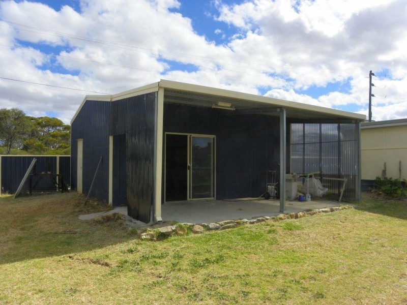 1 Lamont Street, Ongerup WA 6336