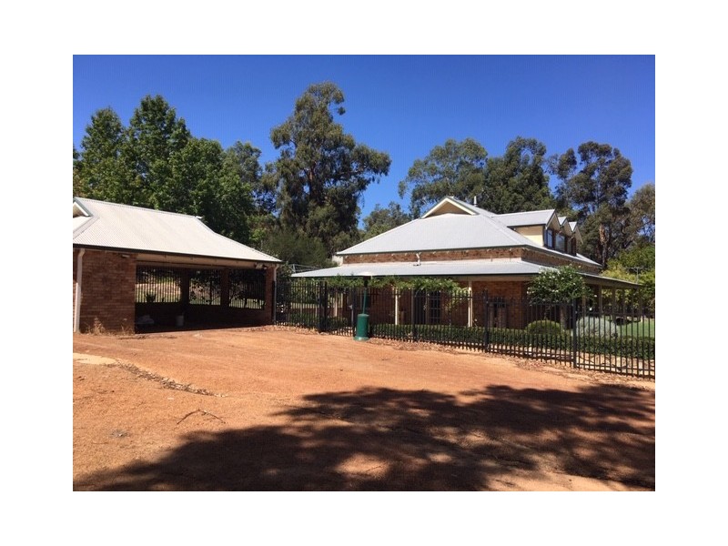 200 Carter Road, The Lakes WA 6556