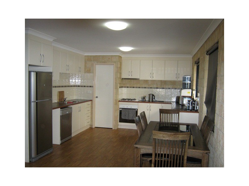 6 Barker Street, Castletown WA 6450