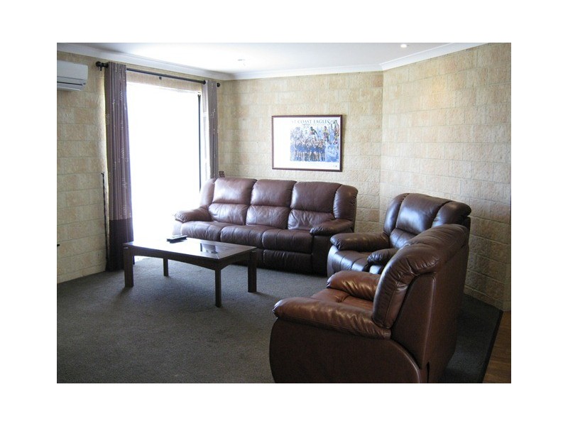 6 Barker Street, Castletown WA 6450