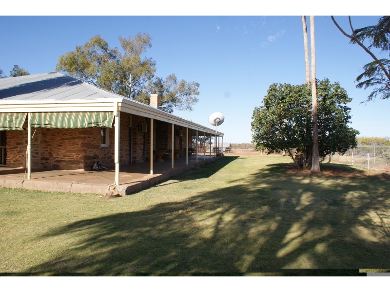 . Yinnetharra and Mt Phillip, Carnarvon WA 6701