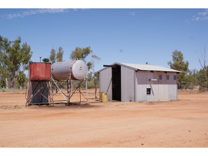 . Yinnetharra and Mt Phillip, Carnarvon WA 6701