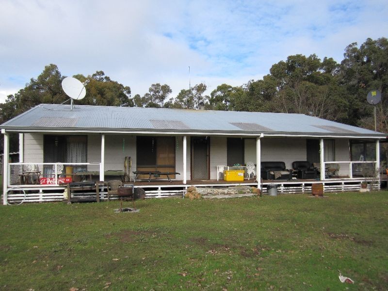 403 Junction Road, Manjimup WA 6258