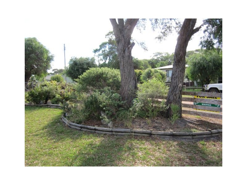 124 Fourth Avenue, Peaceful Bay WA 6333