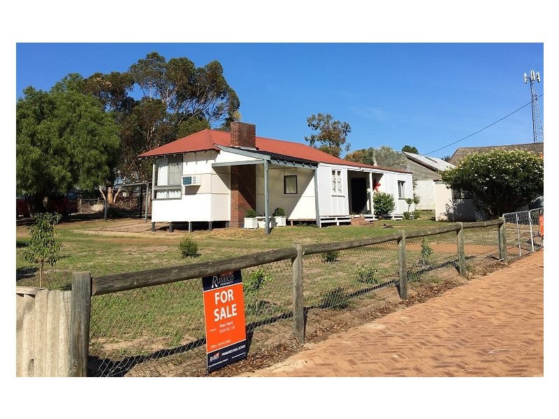 11 Moir Street, Borden WA 6338