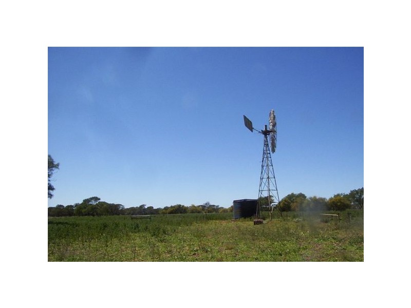 ‘Nerren Nerren’ Station Lot 369 North West Coastal Hwy, Meadow WA 6532