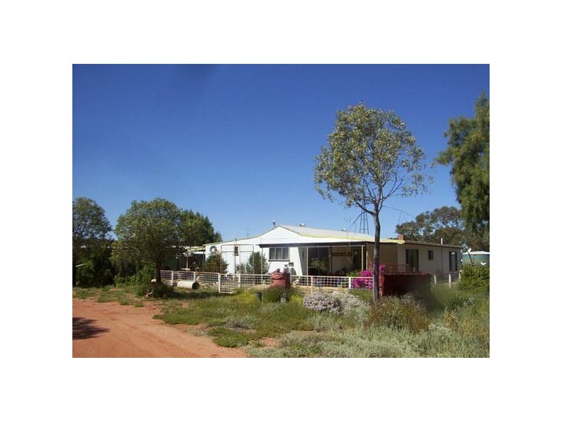 ‘Nerren Nerren’ Station Lot 369 North West Coastal Hwy, Meadow WA 6532