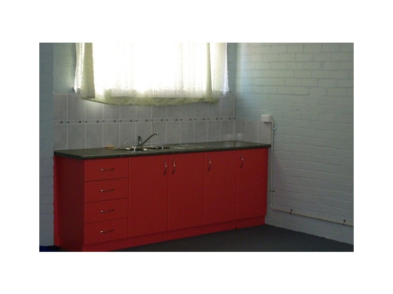 36 Bates Street, Merredin WA 6415