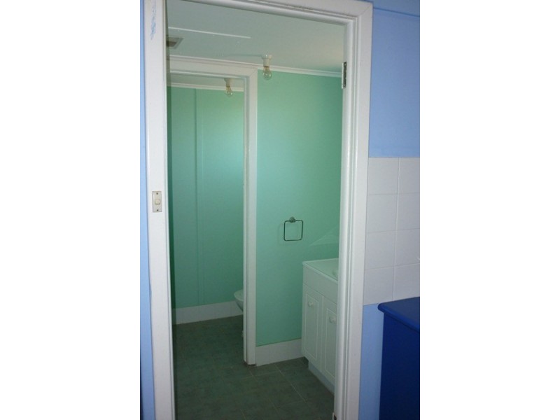 36 Bates Street, Merredin WA 6415