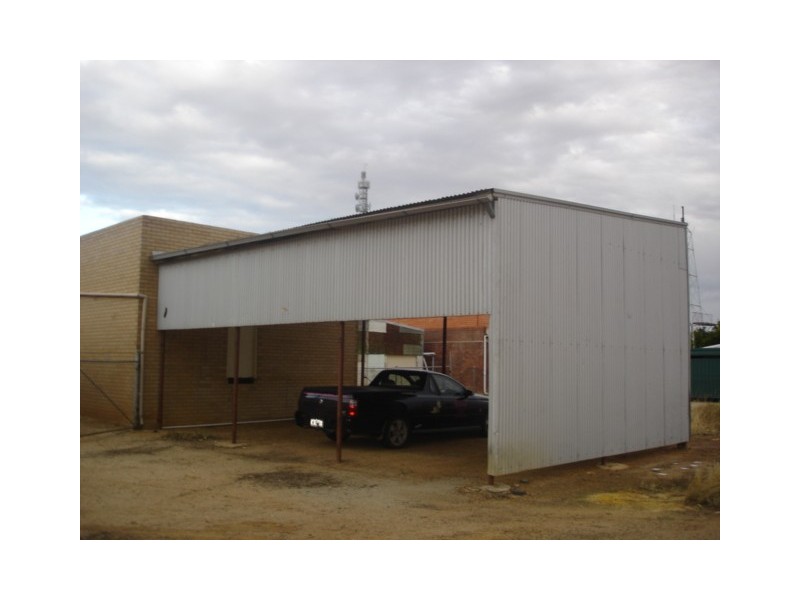 36 Bates Street, Merredin WA 6415