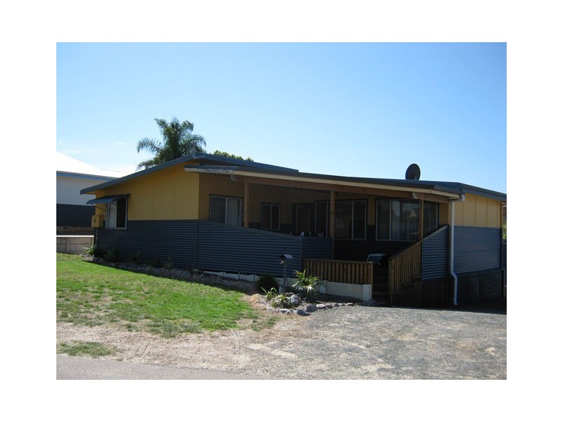 4 Baseden Street, Castletown WA 6450