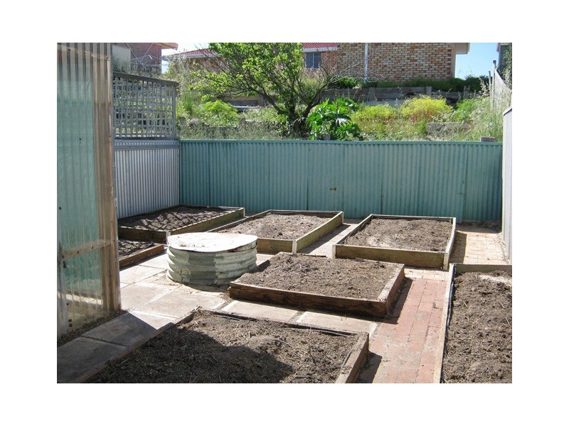 4 Baseden Street, Castletown WA 6450