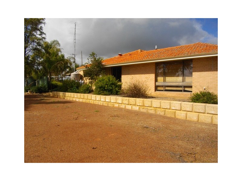 ‘Broadview Farm’ Smarts Road, Brookton WA 6306