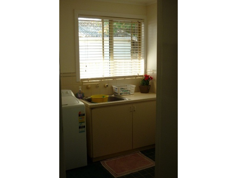 11 Throssell Street, Merredin WA 6415