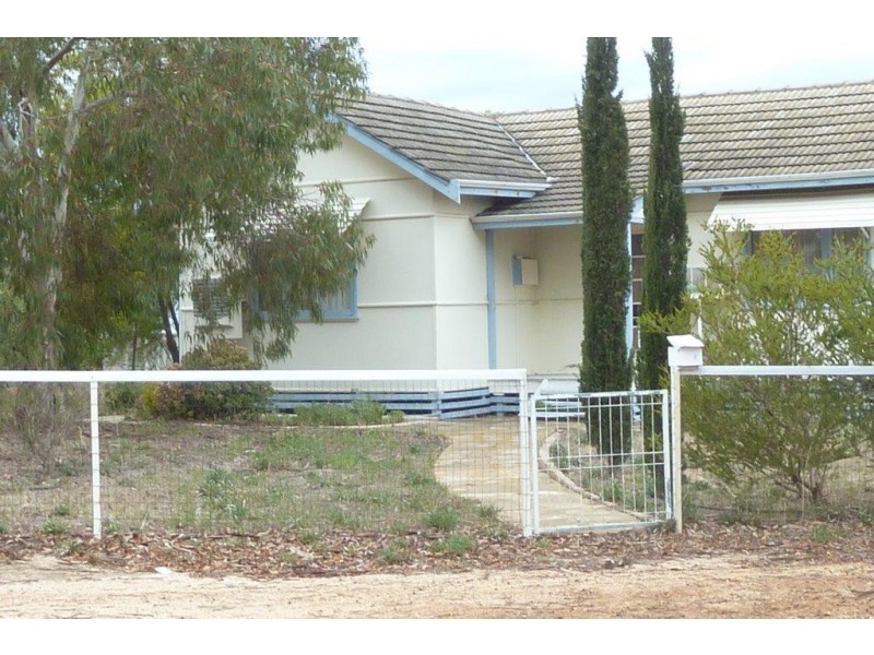 26 Gillett Street, Quairading WA 6383