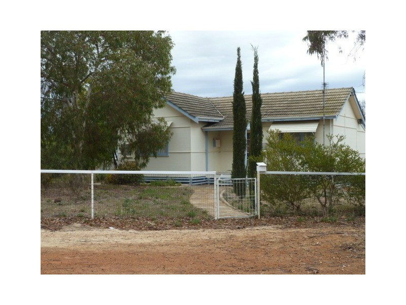 26 Gillett Street, Quairading WA 6383