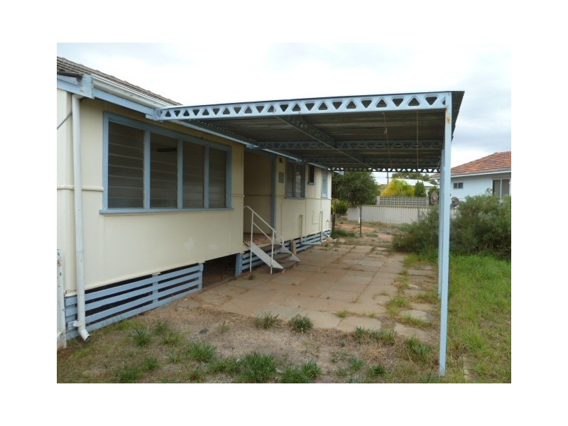 26 Gillett Street, Quairading WA 6383