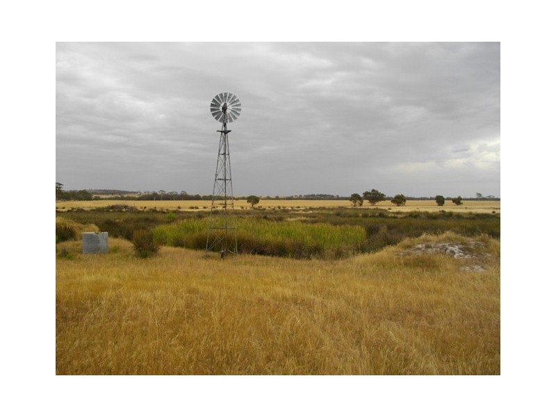 ‘Glenavon  Farm’, Brookton WA 6306