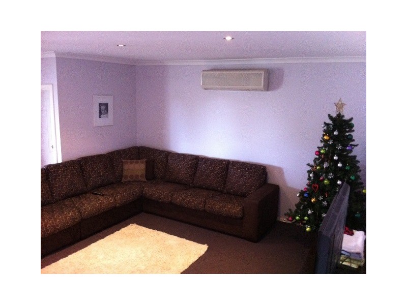 12 Muscat Street, Merredin WA 6415