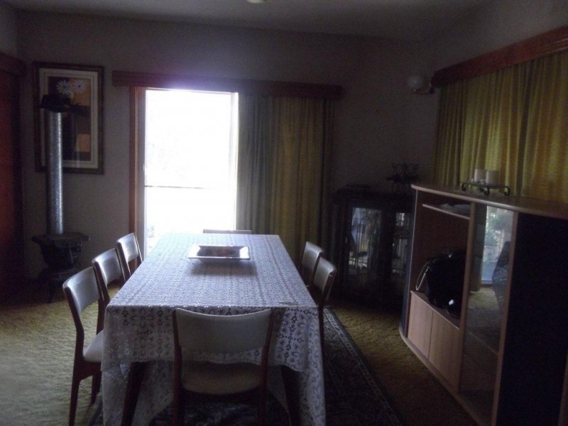 30 Golf Road, Merredin WA 6415