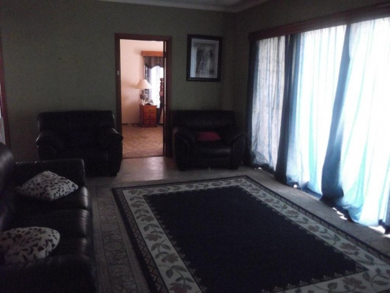 30 Golf Road, Merredin WA 6415