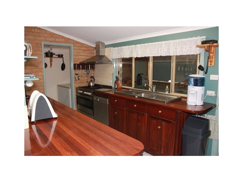 2166 Watheroo Road, Badgingarra WA 6521