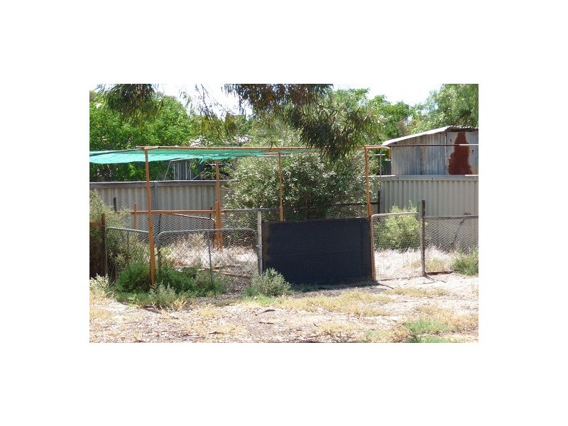 12 Hay Street, Merredin WA 6415