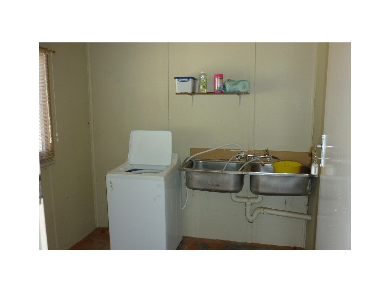 12 Hay Street, Merredin WA 6415