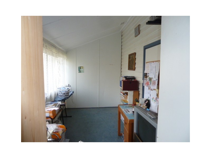 30 McLennan Street, Quairading WA 6383