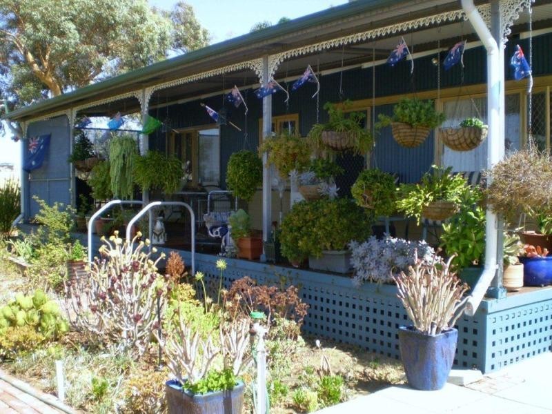 49 Murphy Street, Quairading WA 6383