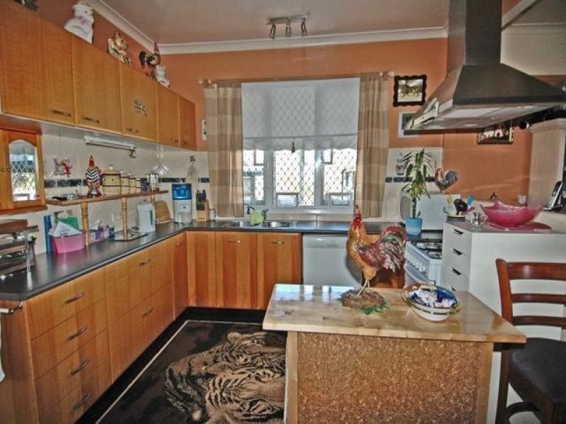 49 Murphy Street, Quairading WA 6383