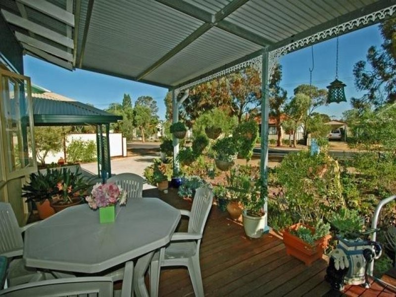 49 Murphy Street, Quairading WA 6383