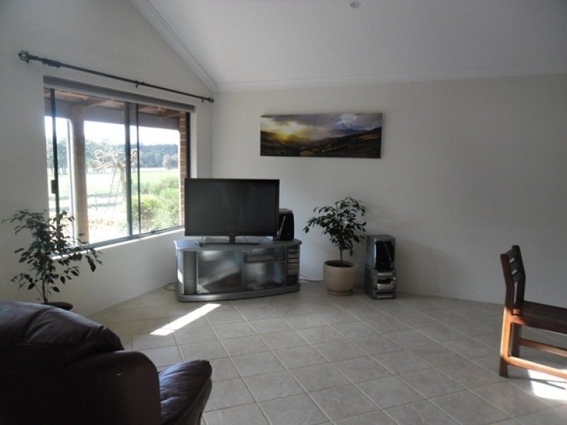 12 Goodwood Road, Donnybrook WA 6239